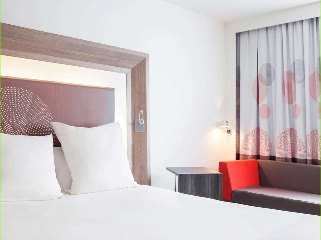 Novotel Lille Aeroport - Photo 1