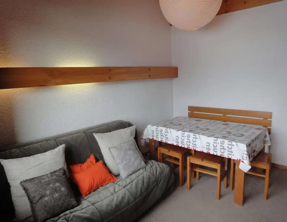Cosy Flat in Meribel Close to the ski Lifts - Photo 4