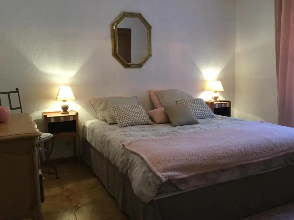 Mas Provençal Avec Piscine Privée Chauffée En Campagne de Sénas, Proche Des Alpilles Et du Luberon, 8 Personnes, Ls1-316 P...