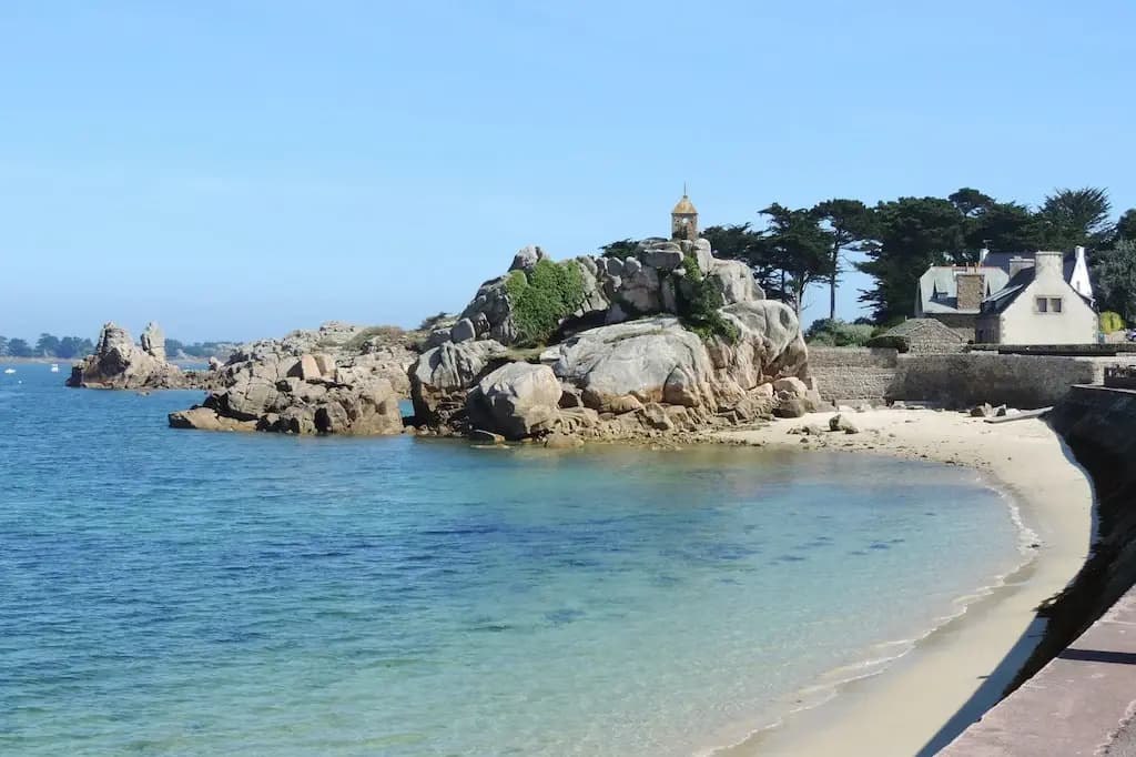 Stone House in Brittany Near Sandy Beach - Photo 5