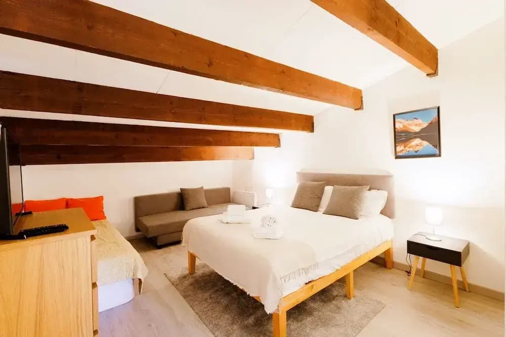 Anana Balcon Cerdan Duplex With Views - Photo 3