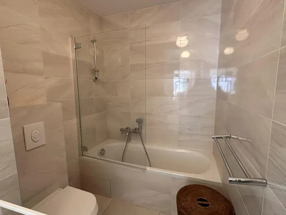 3 Bed Penthouse With Terrace Close to Beach- 2200 - Miniature 8