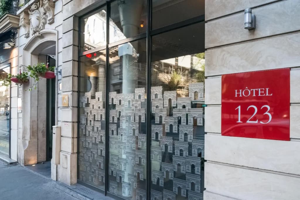 Hôtel Le 123 Elysées - Astotel - Photo 1