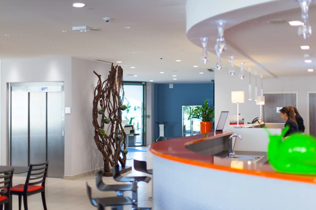 Holiday Inn Express Toulon - Est by IHG - Photo 2