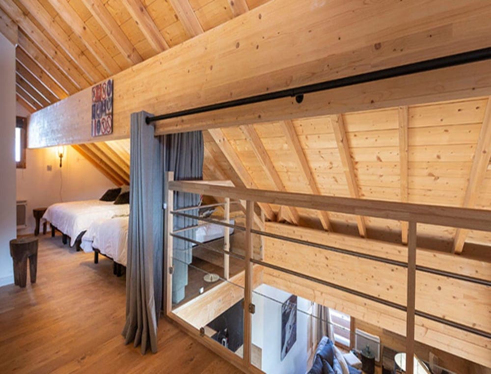 Apartment in Vaujany Near Alpe D'huez - Photo 1