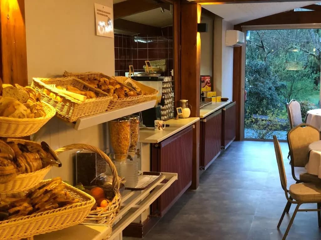 Auberge de la Petite Reine - Miniature 8