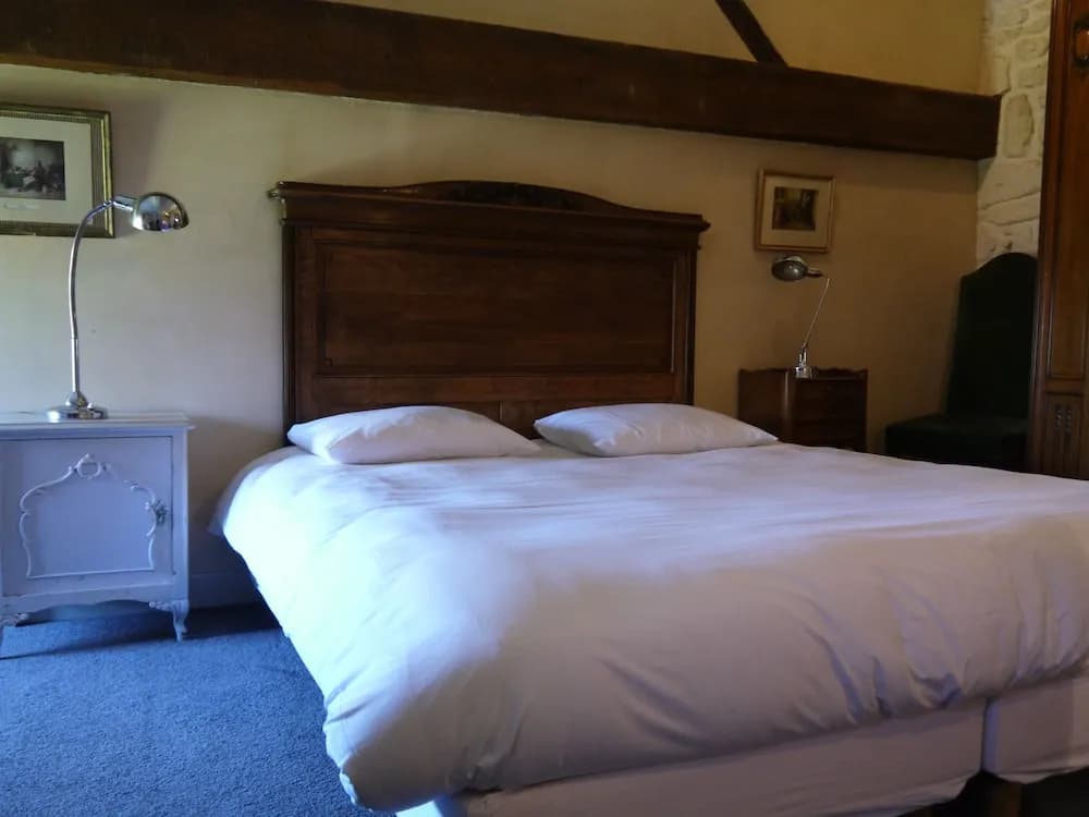 Aux Chambres des Bujours - Miniature 6