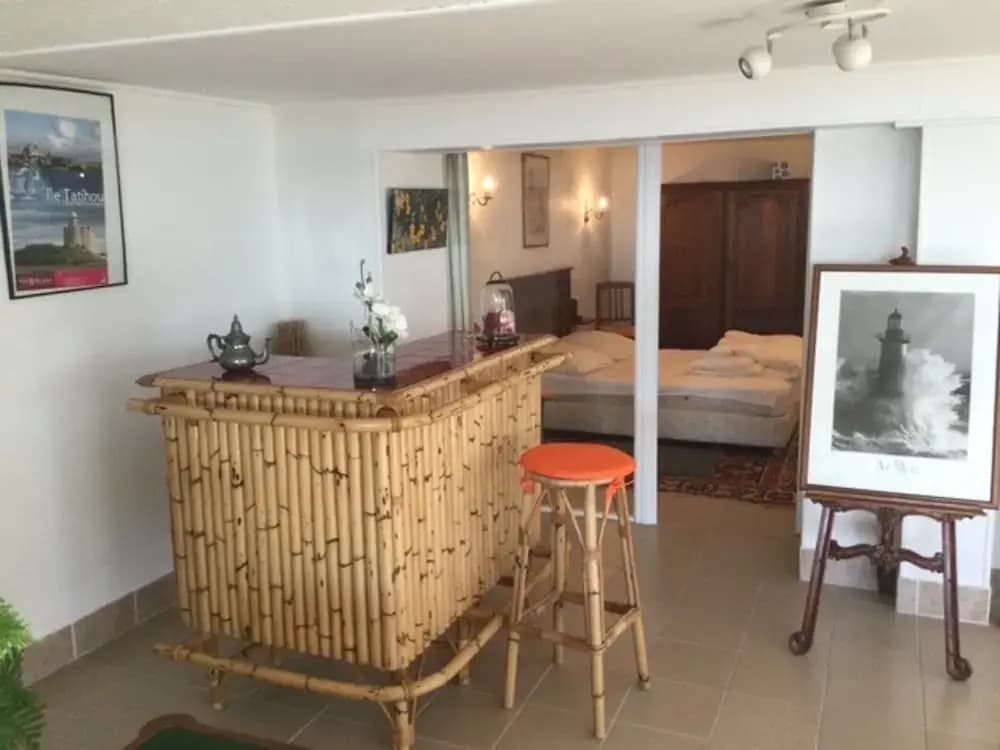 1-bedroom Apartment With View of Private Beach - Photo 1