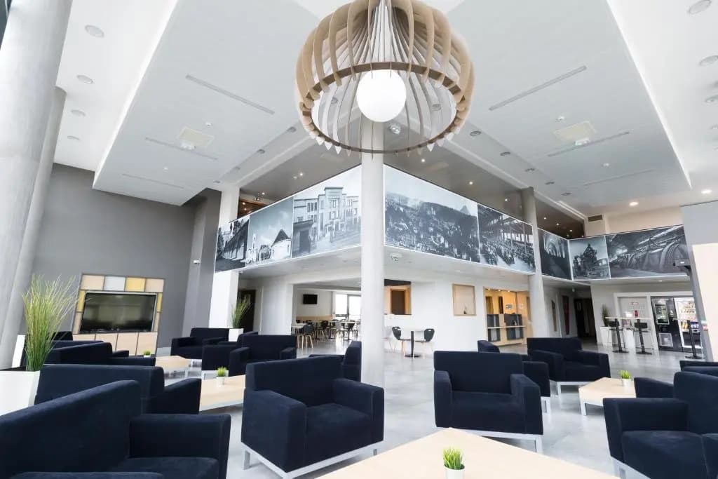 B&B HOTEL Longwy Porte du Luxembourg - Photo 2