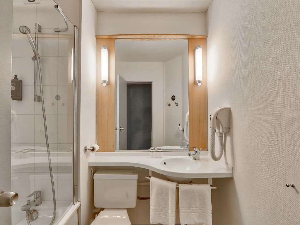 B&B Hotel Montluçon Centre - Miniature 8
