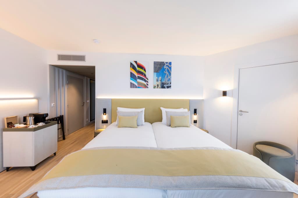 Crowne Plaza Marseille Le Dome by IHG - Photo 3