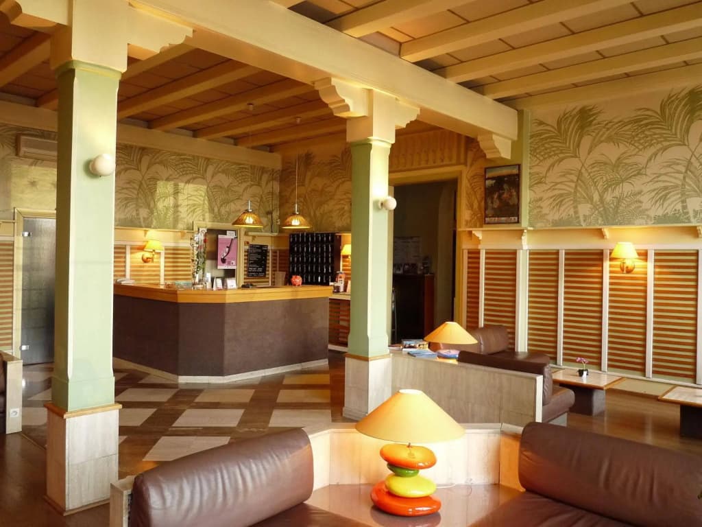Hotel Arok - Photo 2
