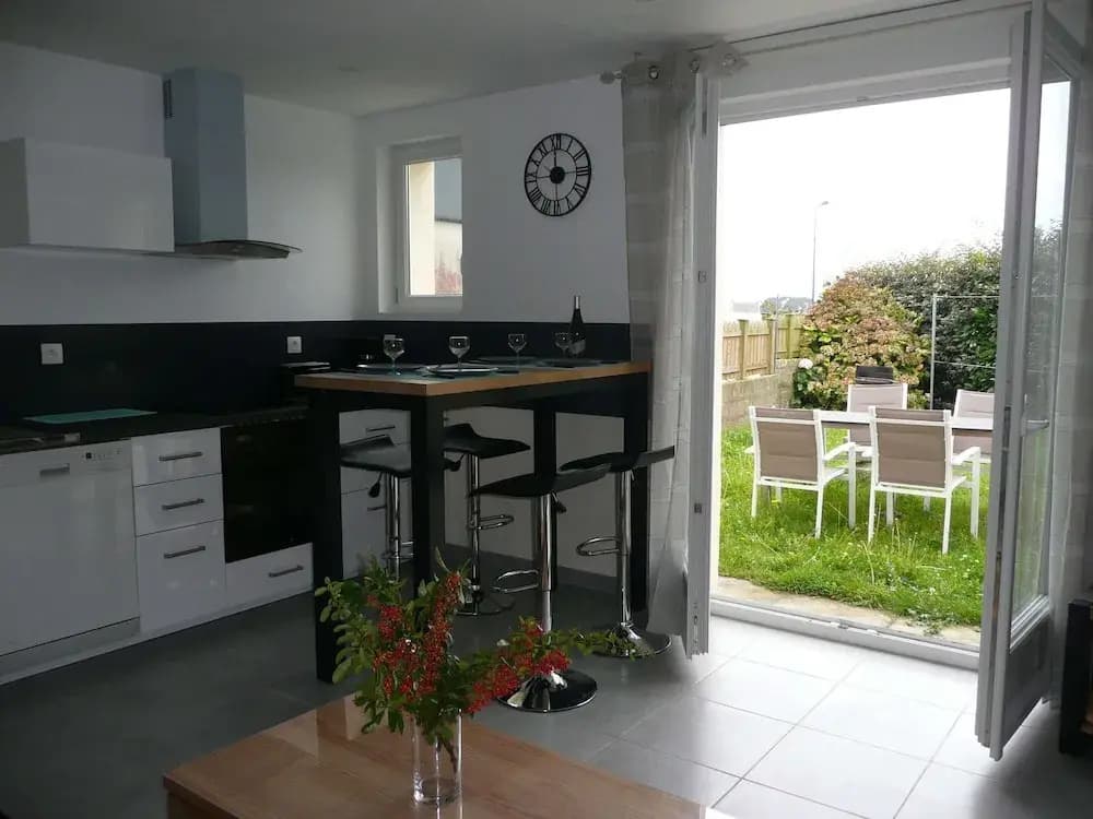 Apartment in Lilia Near Sandy Kastell Ac'h Beach - Miniature 7
