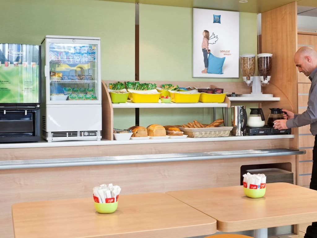 ibis budget Mantes-la-Jolie Sully - Miniature 6