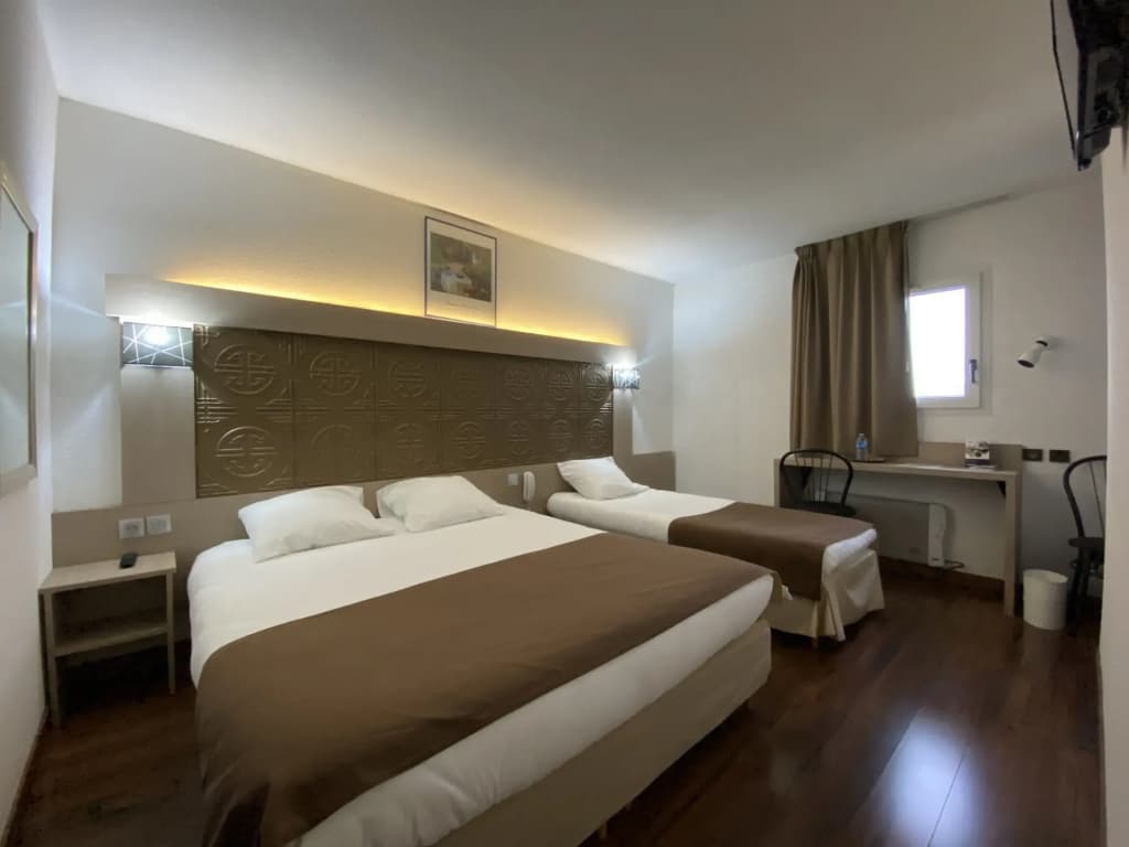 Hotel Kimotel - Photo 2
