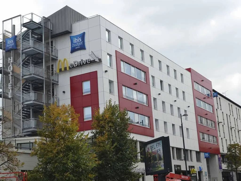 ibis budget Paris Porte de Vanves - Photo 4