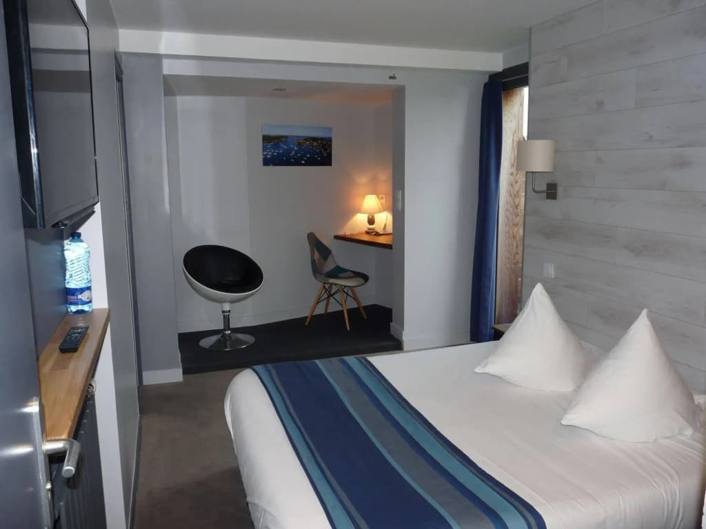 Hôtel des Rochers - Photo 3