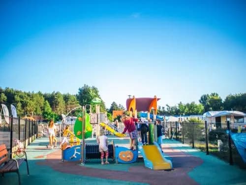 Camping Les Jardins de la Mer - Photo 4