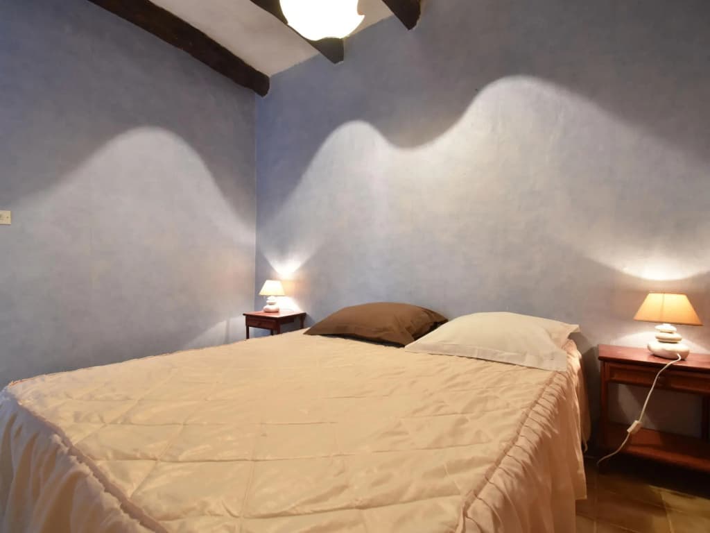 Quaint Home in Berbiguieres, Valley of the Castles at 15min - Photo 4