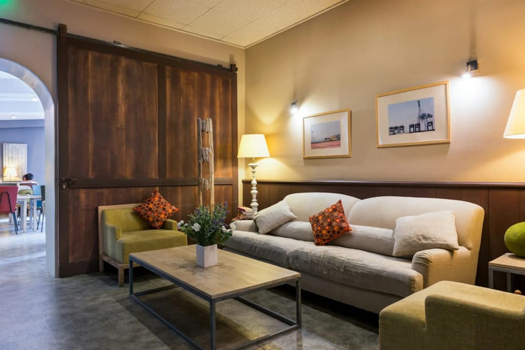 Hôtel Edmond Rostand - Photo 2