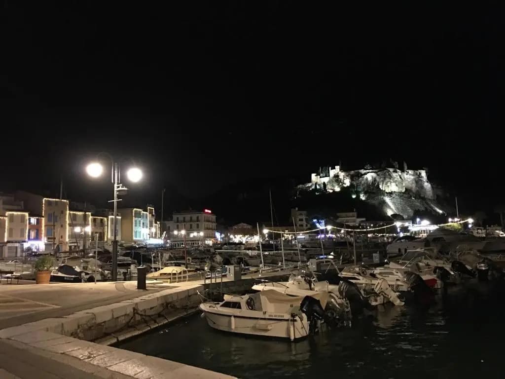 appartement du pêcheur à Cassis à 10 mètres du port - Miniature 8