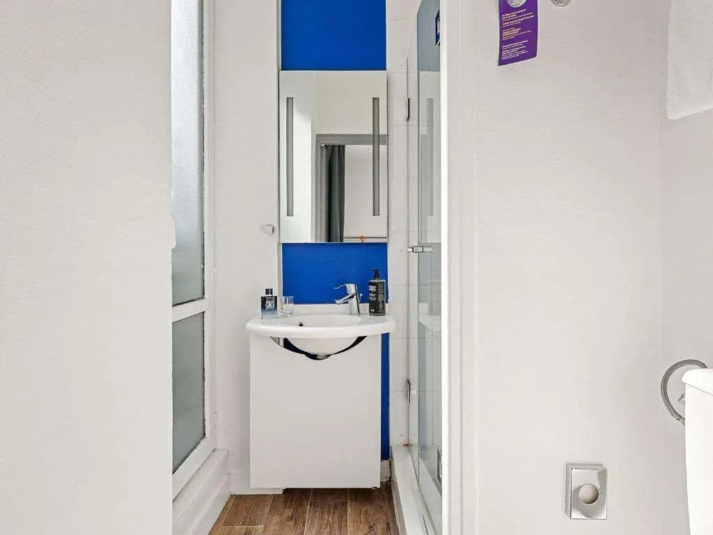 ibis Styles Paris République - Miniature 8