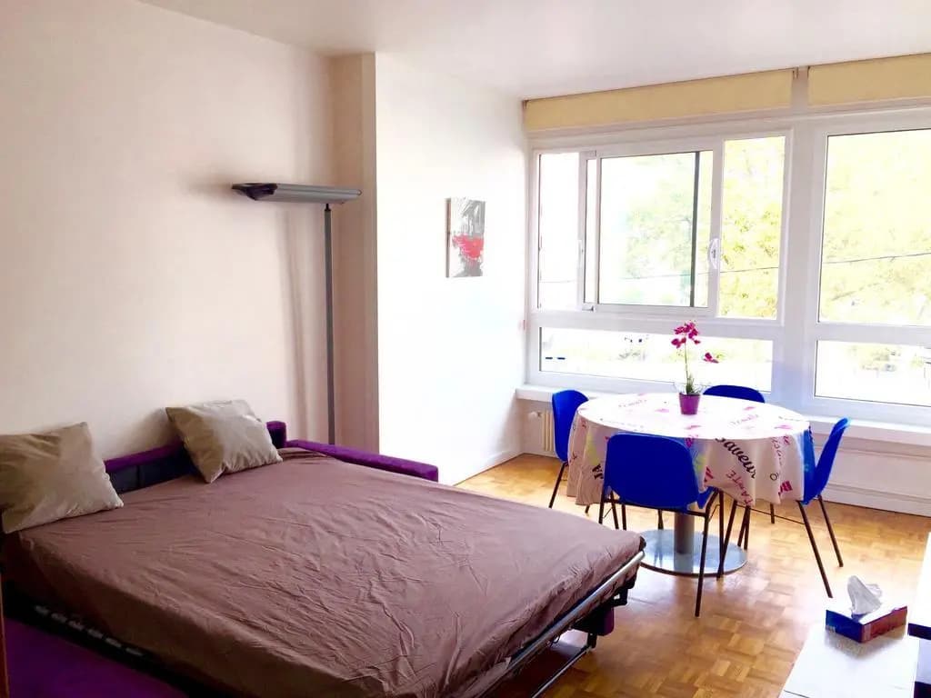 Clémenceau-La Défense Appartement - Photo 2