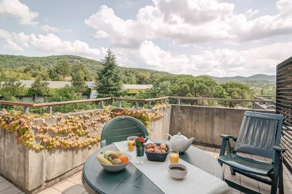 SOWELL HOTELS Ardeche - Photo 5