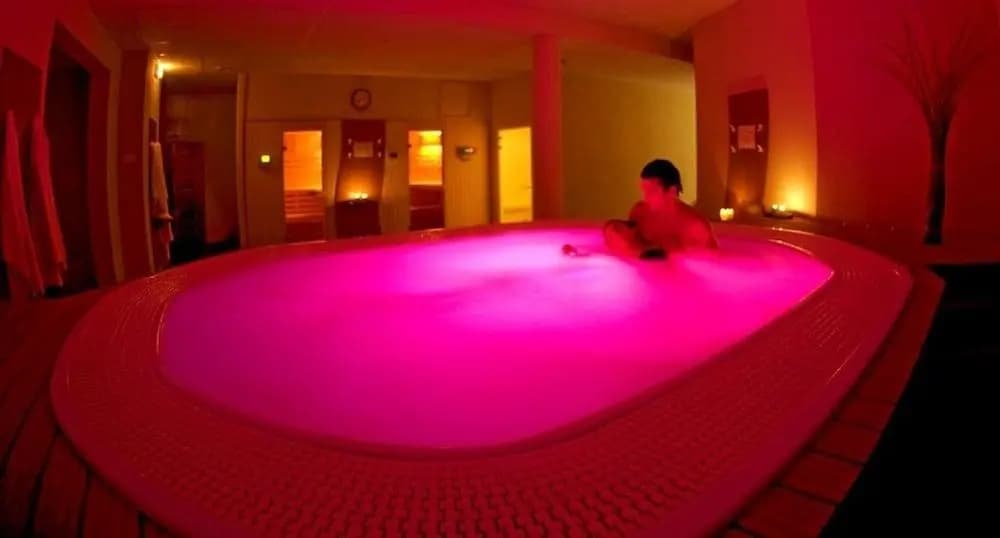 Terres de France - Le Relais du Plessis SPA Resort - Miniature 8