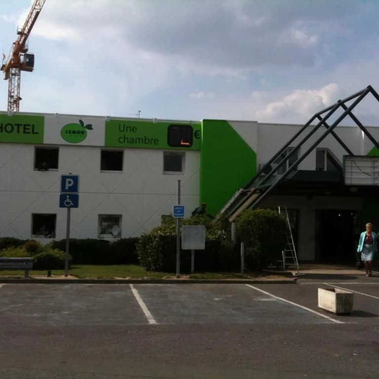 Lemon Hotel - Tourcoing - Photo 5