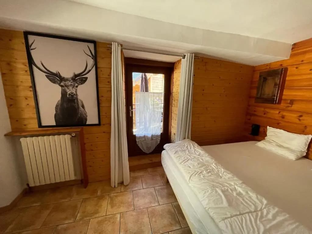 LA GENTIANE Bel appartement avec grande terrasse dans vieille ferme de montagne rénovée - Photo 4