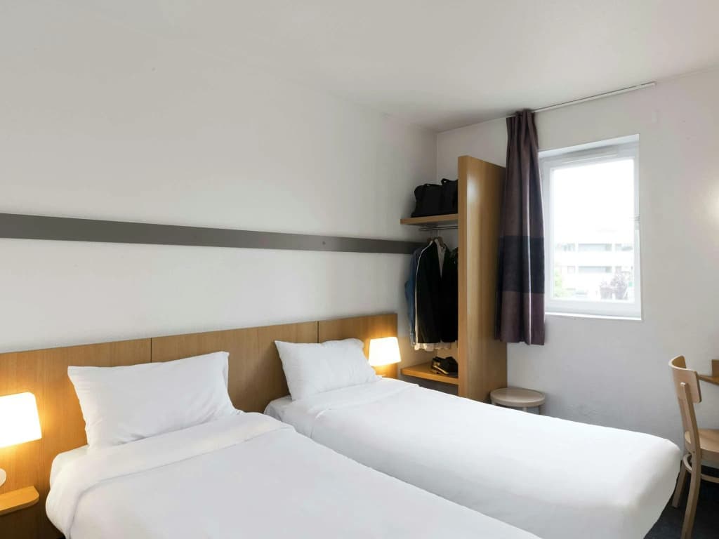 B&B HOTEL Rennes Est Cesson Sévigné 3 étoiles - Photo 4