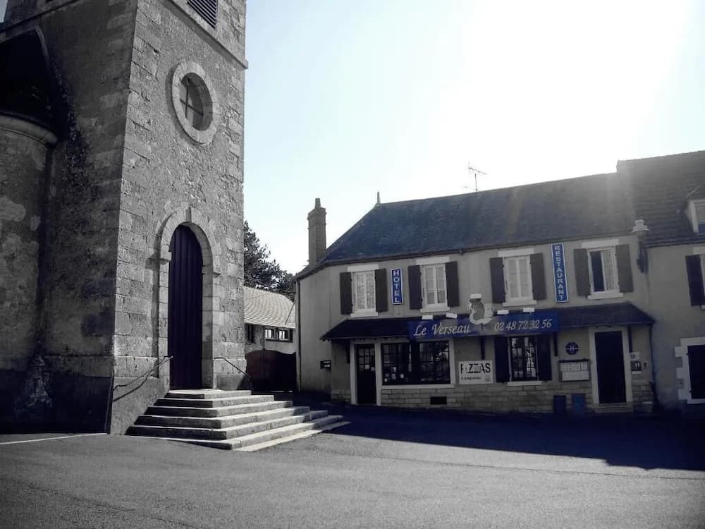 Hotel le Verseau - Photo 1