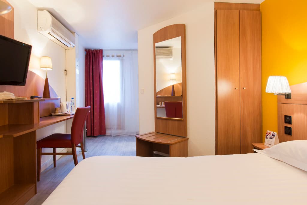 Comfort Hotel Grenoble Meylan - Photo 4