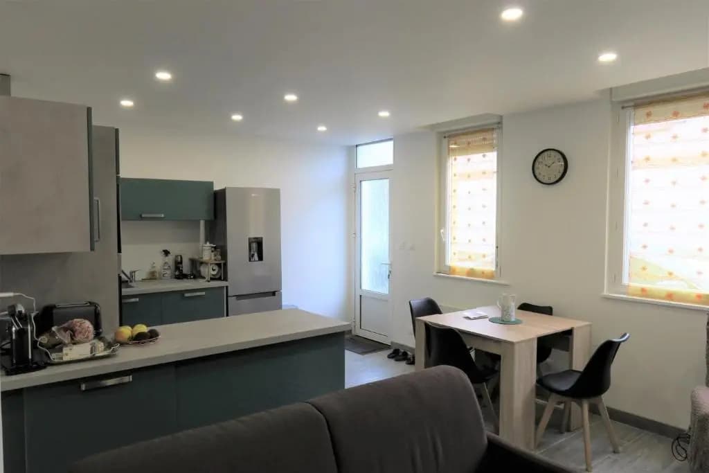 Appartement rénové avec WIFI bien équipé au centre ville de PERROS-GUIREC - Ref 940 - Photo 2