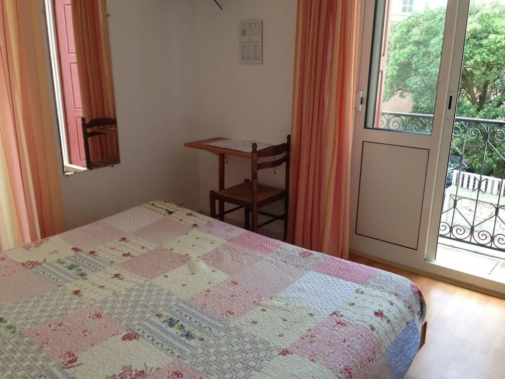 Hotel Magenta - Photo 2