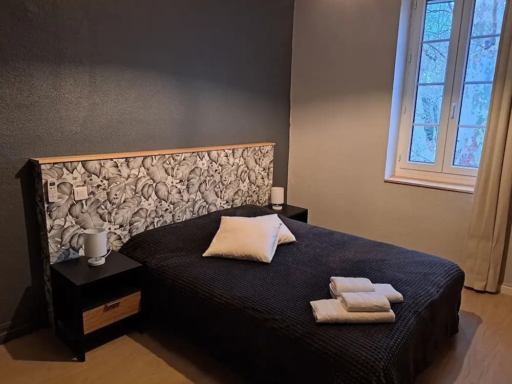 hotel les platanes - Photo 1