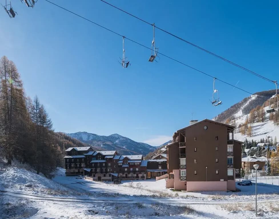 Apartment in Allos With Mountain Views - Miniature 7