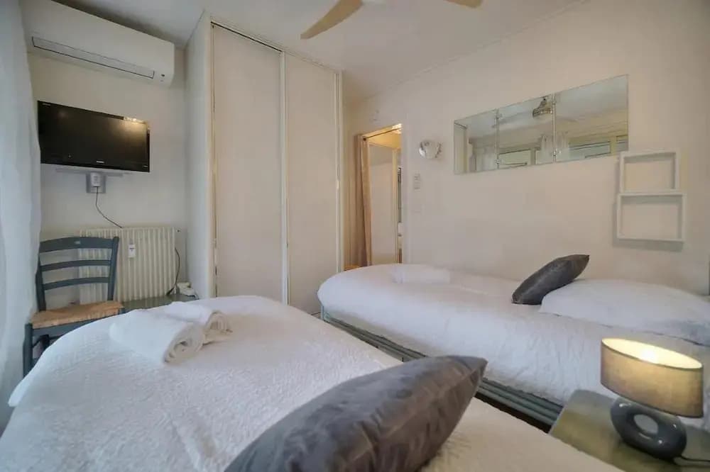 One Bed Apt in the Center of Cannes - 2198 - Photo 3