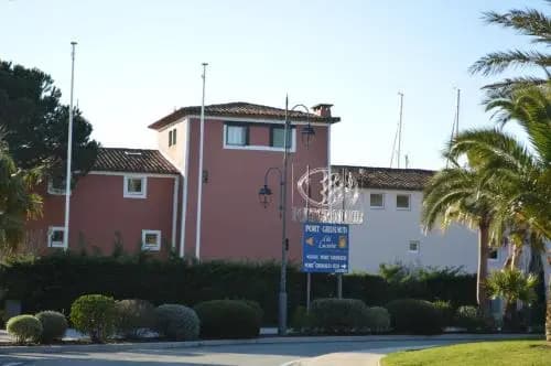 Alamic - Photo 1