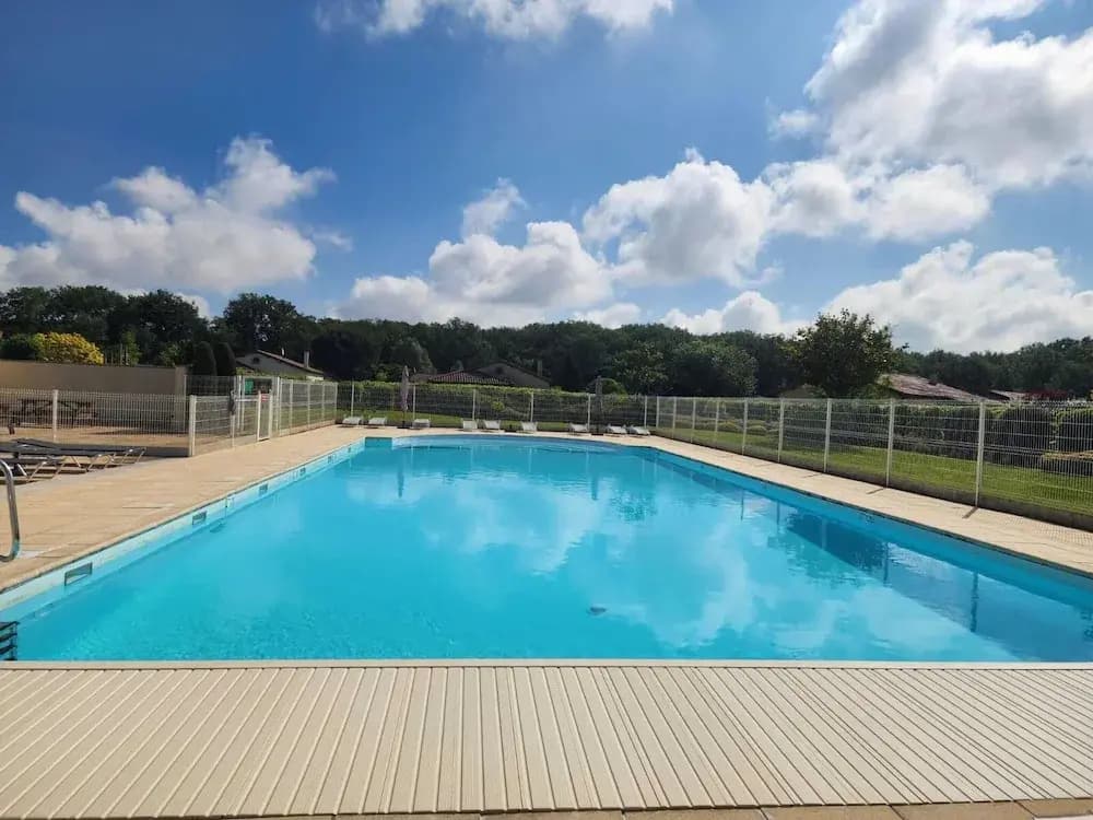 Villa in Les Forges With Golf & Pool - Miniature 7