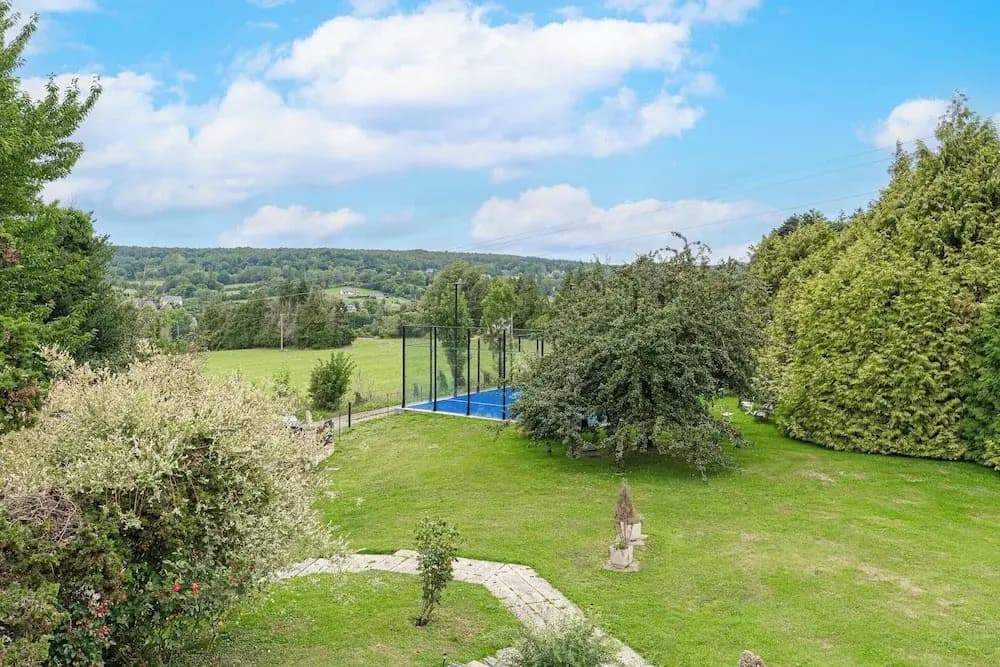 Stunning House With Swimming Pool and Padel Court - Miniature 8