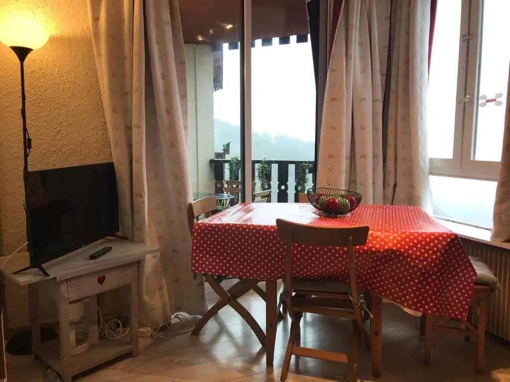 au Bonheur - Praloup 1600 - Au cœur de la station et au pied des pistes - La voile des neiges - parking commun privé - loc...