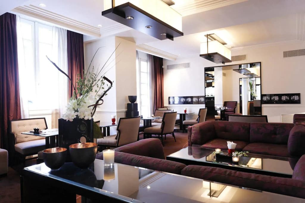 Hôtel de la Trémoille - Photo 2