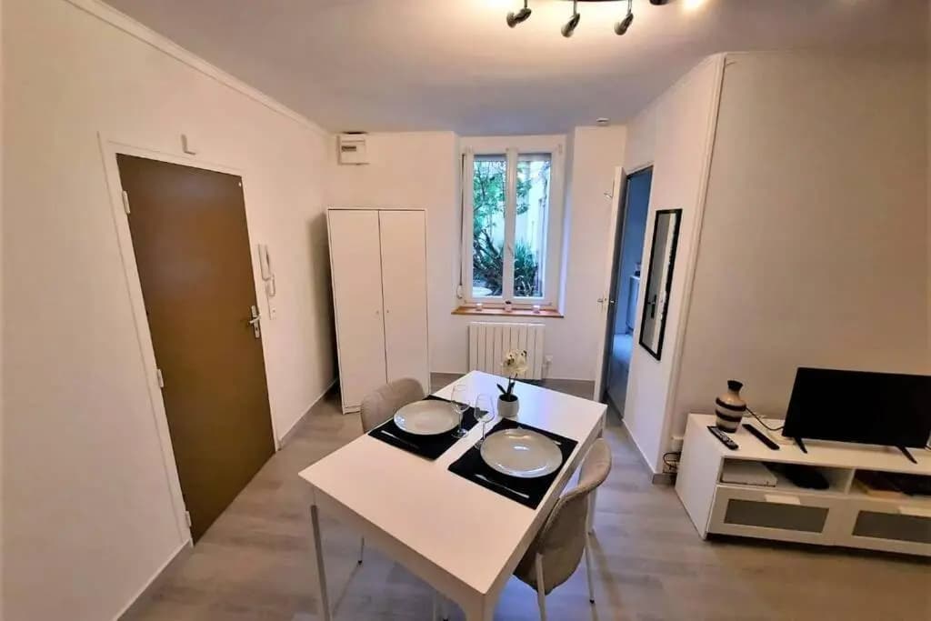 Grand studio confort avec extérieur - Photo 4