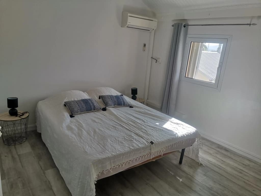 Bel appartement T4 vue mer sur la Marina du Gosier - Photo 1