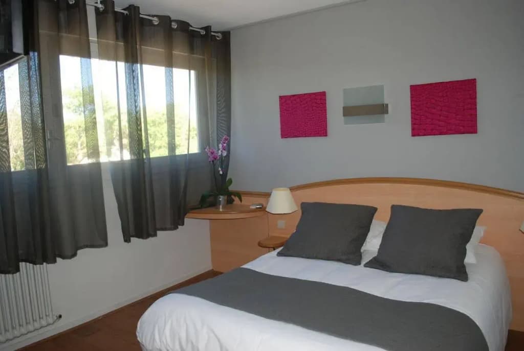 Hotel Bellaroc - Photo 4