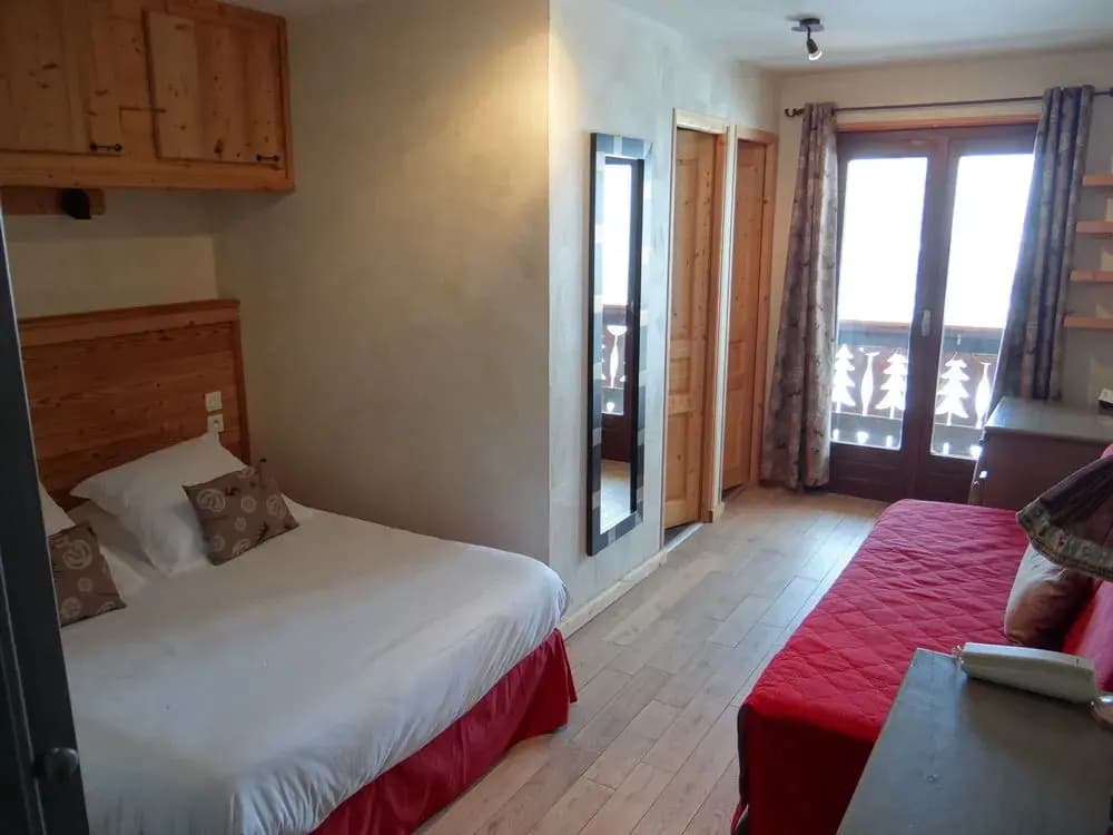 Hotel & Restaurant Les Escondus - Photo 2