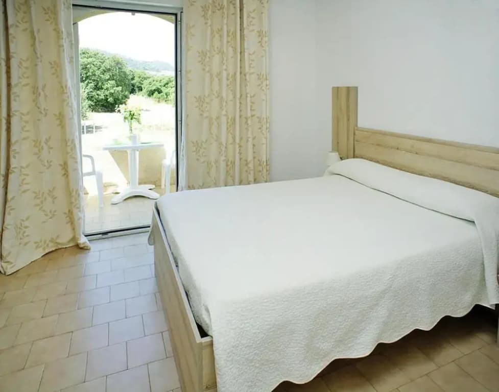 Apartment in Ile Rousse Near Bodri Beach - Photo 4