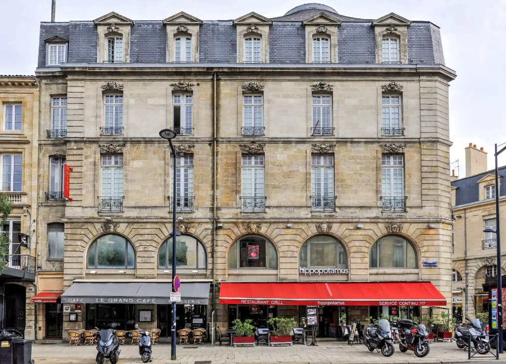 Hotel Bordeaux Clemenceau by HappyCulture - Photo 1